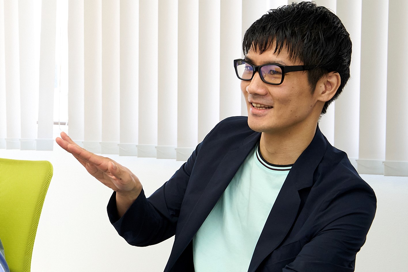 HOLOBELL　代表　社長